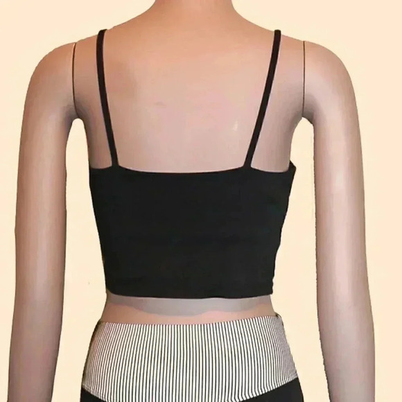 Black Spaghetti Strap Crop Tank Top Size Small‎ Athletic Workout Tops Basic Tops - Picture 3 of 4
